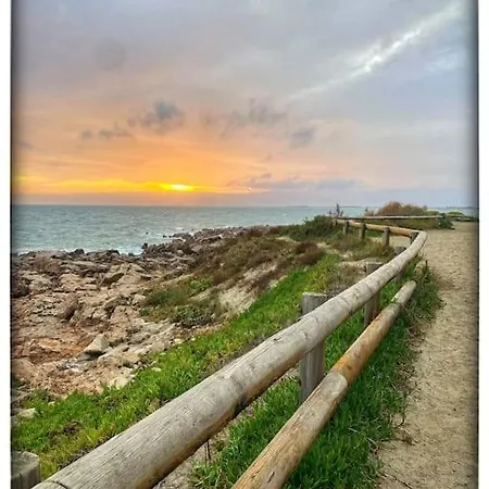Joli Studio A 200 M De La Plage Dans La Marina